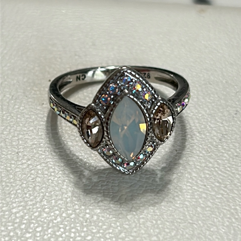 Sterling silver ring. - Picture 3 of 9